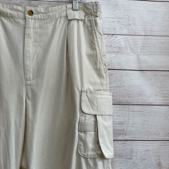NEW WITH TAGS ORVIS 14 POCKET EXPEDITION CARGO PANTS IN CREAM - Picture 5 of 9